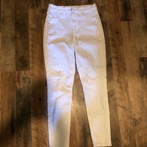 AE White Hi-Rise Jeggings